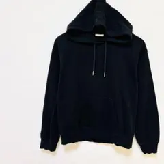 【GUジーユー】フード付きプルオーバーパーカー　Mサイズ　黒ブラック　シンプル