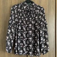 美品　イエナ　花柄 タック襟 フリルスタンドカラーブラウス　リバティ イエナ 花柄 タック襟 フリルスタンドカラー 長袖 リバティ柄 ブラウス