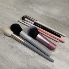 メイクブラシ 7本セット（Real Techniques/他)のサムネイル