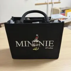 ディズニーストア　ミニー　ショルダーバッグ　新品未使用
