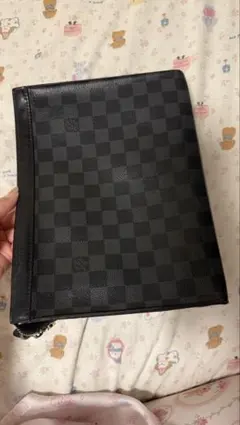 LOUIS VUITTON クラッチバッグ