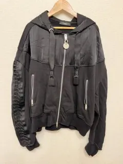DIESEL フード付きブラックジャンパー