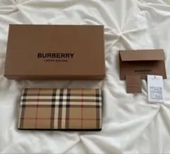 未使用】近年 BURBERRY ラウンドジップ 長財布 箱付 ノバチェック 