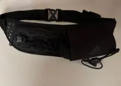 adidas ボディバッグ 黒