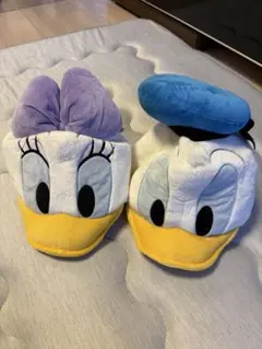 ドナルド・ダックとデイジー・ダックのぬいぐるみ帽子