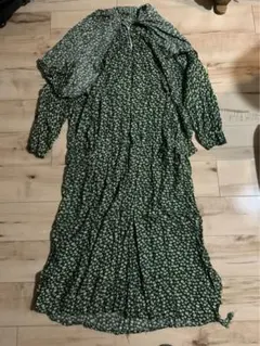 古着 花柄マキシワンピース