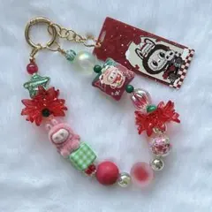 ビーズキーホルダー No.393 編み風 ラブブ×クリスマス