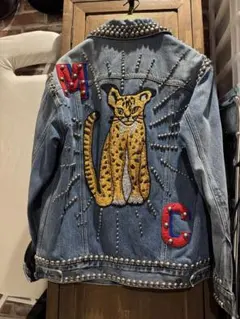 194万円GUCCI DIY セミオーダーレオパード刺繍スタッズデニムジャケットのサムネイル