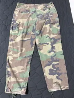 迷彩 カーゴパンツ 複数ポケット