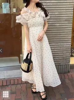GRL グレイル ドット柄フリルオフショルダーフレアロングワンピース