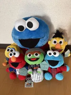 SHINee セサミストリートコラボ　プライズ品ぬいぐるみ大小10個セット SHINee セサミストリートコラボ プライズ品ぬいぐるみ大小10個セット