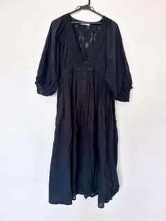 ディスコート バルーン袖透かしデザイン柄ワンピ