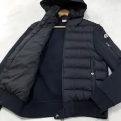 【極美品】 MONCLER ハイブリット ダウン スウェット ネイビー