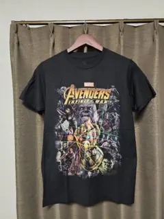 MARVEL　Tシャツ　アベンジャーズ　インフィニティーウォー　古着　アメコミのサムネイル