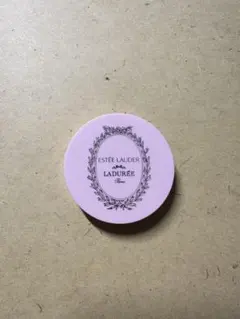 ESTEE LAUDER LADURÉE リップバーム 004のサムネイル
