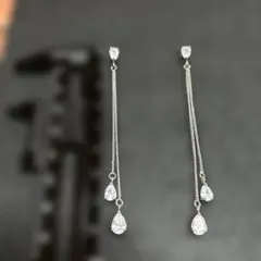 ロングチェーン ティアドロップピアス