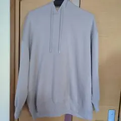 GU ベージュ オーバーサイズ フード付きパーカー　裏起毛