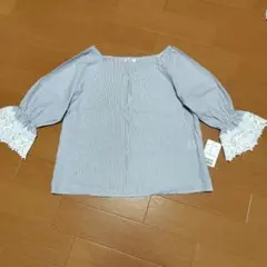 新品ストライプ柄 レース袖 ブラウス