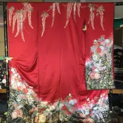 NO 195・振袖です。絹100パーセント。25,000円に値引きしました。