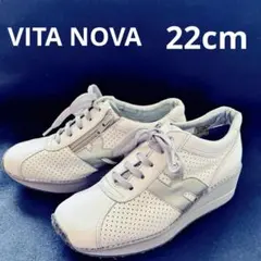 【未使用品】VITA NOVA ヴィタノーヴァ 厚底スニーカー ホワイト22cmのサムネイル