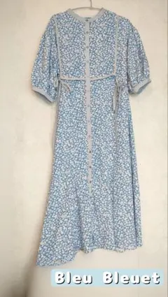 新品　ブルーブルーエ　小花柄　ワンピース　パイピング　ブルー　水色　フレアのサムネイル