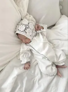 【monbebe】 ブルーグローリーロンパース（ロングレッグ）