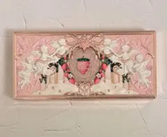 フラワーノーズ　アイシャドウ　ストロベリーキューピット