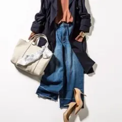 ワイド　デニム　ハイライズ　カットオフ