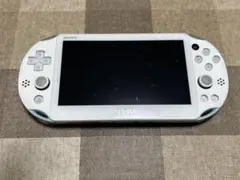 PS Vita 本体(PCH-2000)、メモリ16G、ソフト3本セット