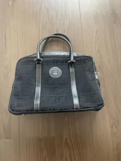 フェンディ ズッカ柄 キャンバス パテントレザーハンドバッグ黒オールドFENDI