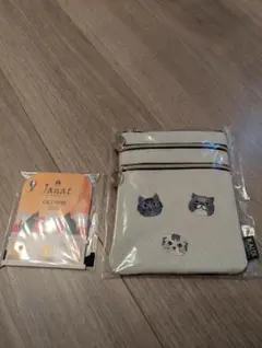 カルディ猫刺繍ポーチとカレンダーセット