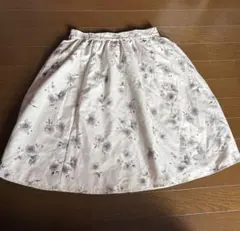 アースミュージックアンドエコロジー　花柄フレアスカート