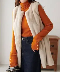 【美品】DISCOAT フェイクファーベスト