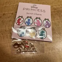 ディズニープリンセス　シークレットチャーム　ベル