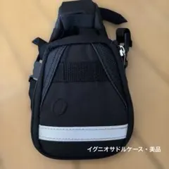 イグニオサドルケース　ブラック　美品のサムネイル
