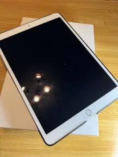 Apple iPadAir(第3世代) シルバー 本体(フルセット)