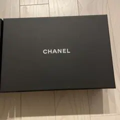 CHANEL ギフトボックス 黒