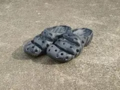美品】KEEN キーン ヨギアーツ サンダル 27cm 総柄 グラフィティ 