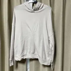 ユニクロ　フード付きパーカー Lサイズ