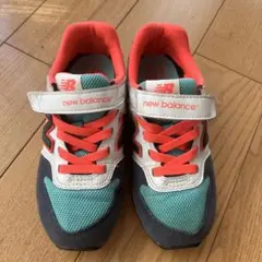 new balance キッズスニーカー グレー/ターコイズ/ピンク