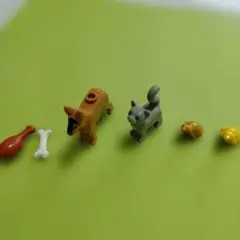 犬と猫とカエルのミニフィギュアセット