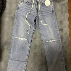 ALEXIA STAM ローライズストレートデニム　ダメージデニムパンツ