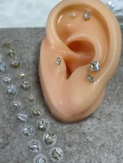 耳ツボジュエリー　ジルコニアゴールド&シルバー　ゴールド金粒　20粒