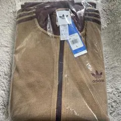 【新品未開封】adidas ニットトラックトップ　ブラウン