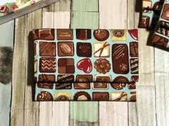 チョコレート柄の2つ折りポケットティッシュケース