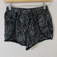 MOSSIMO ペイズリー柄ショートパンツ レーヨン100% 裾フリンジ XS