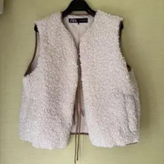 ZARA ボアベスト