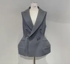 2025年最新】シーニュ cygne ジレの人気アイテム - メルカリ