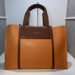 CHARLES & KEITH シャリア ラージダブルハンドルトートバッグ　A4のサムネイル
