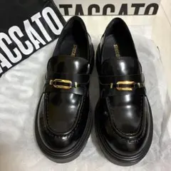 新品　STACCATO 厚底ローファー　　ブラックのサムネイル